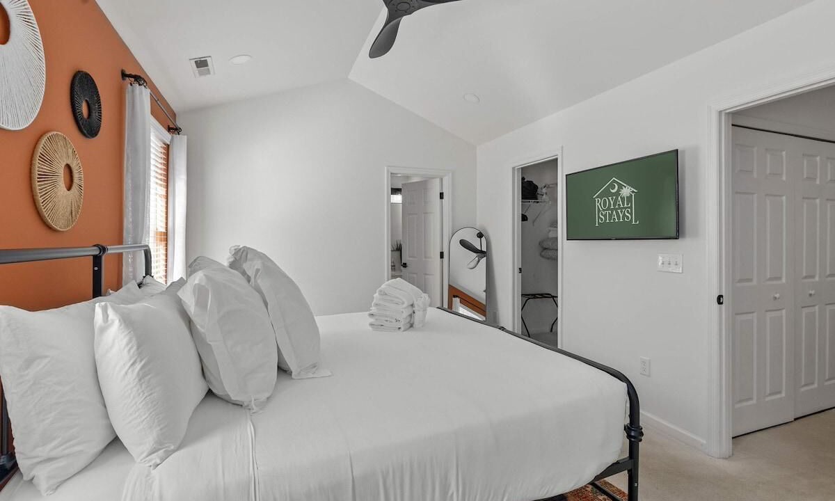 Photo of Bedroom in Charleston