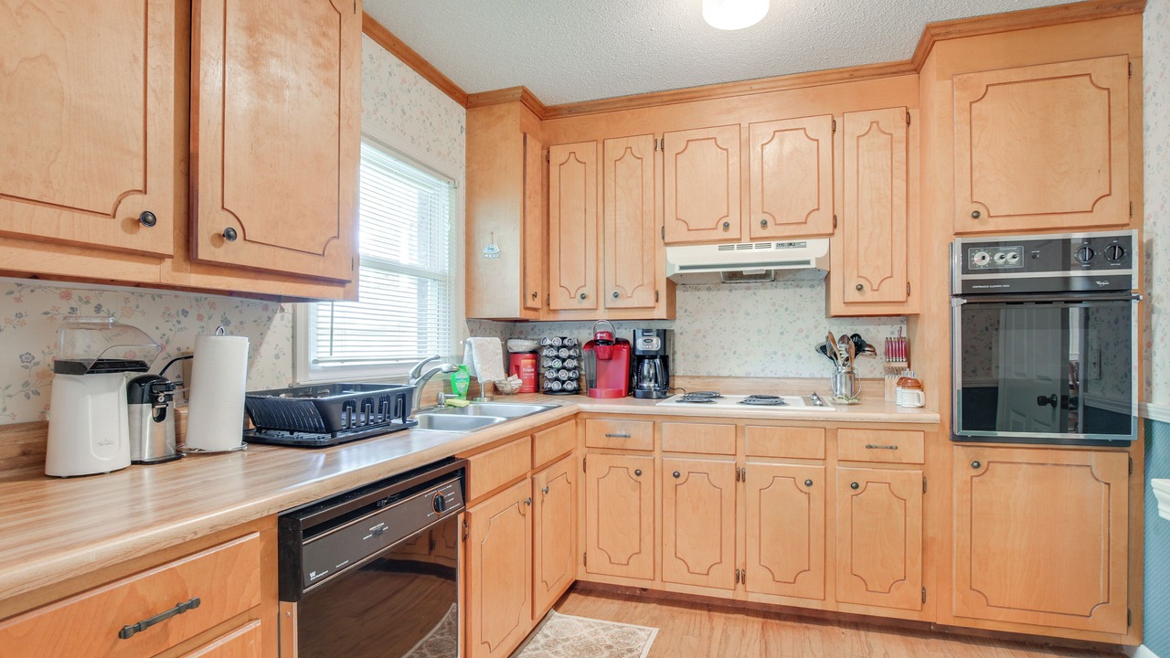 Photo of Kitchen in Townville