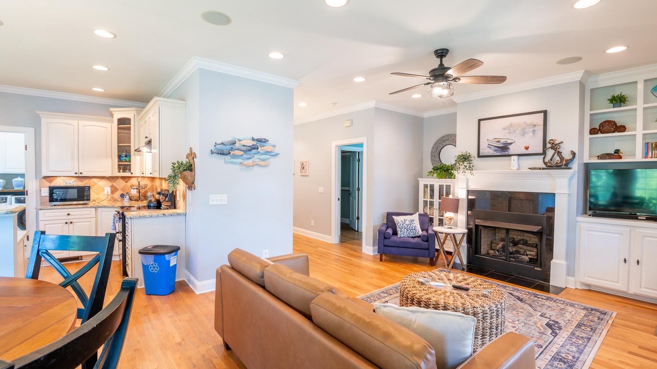 Photo of Livingroom in Manning