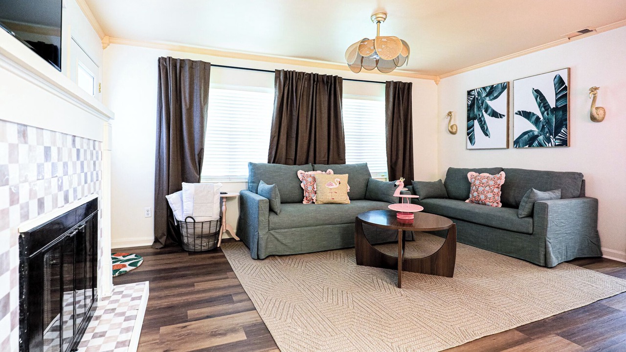 Photo of Livingroom in Savannah