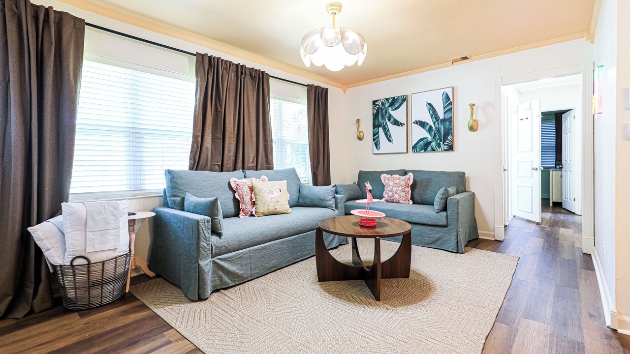 Photo of Livingroom in Savannah