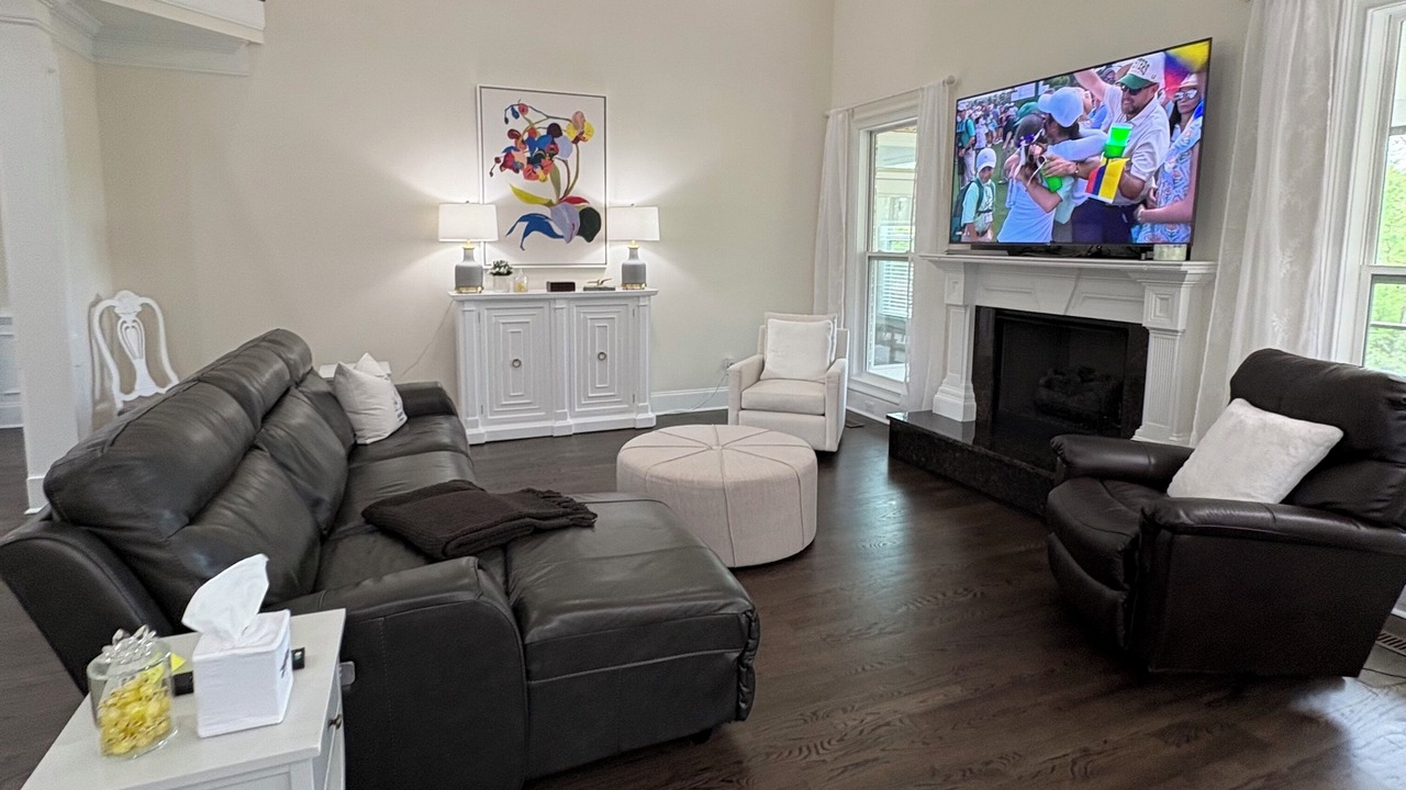 Photo of Livingroom in Evans