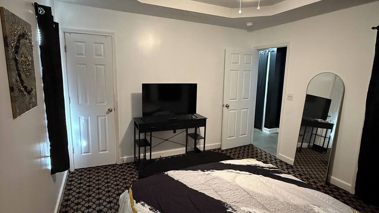 Photo of Bedroom in Peach Orchard