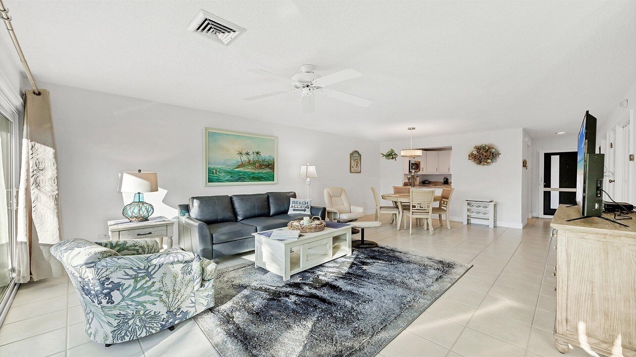 Photo of Livingroom in Saint Armands Key