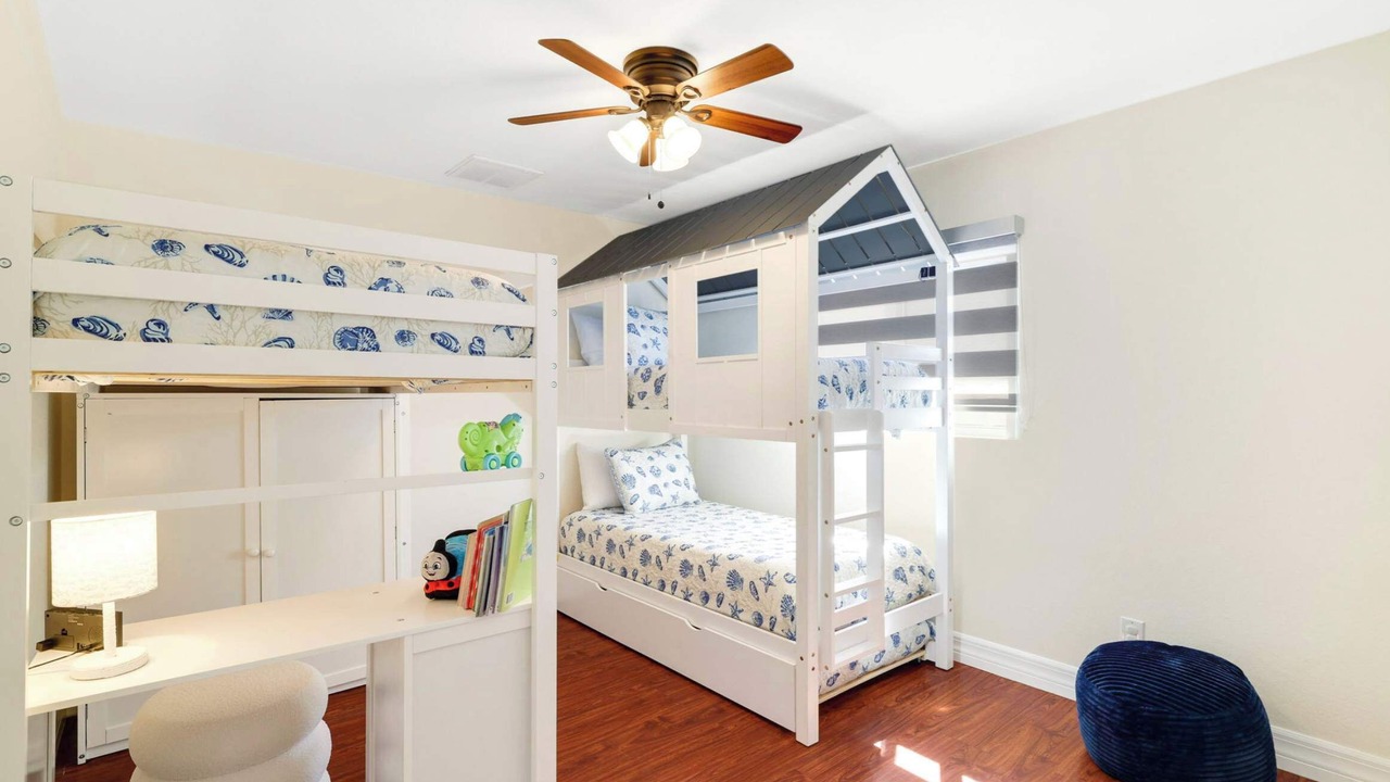 Photo of Bedroom in Mariner