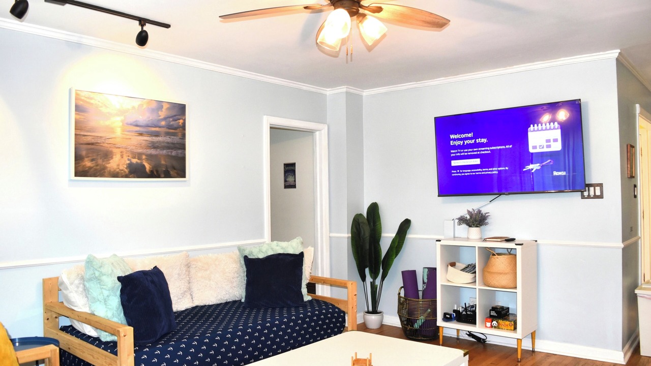 Photo of Livingroom in Thunderbolt
