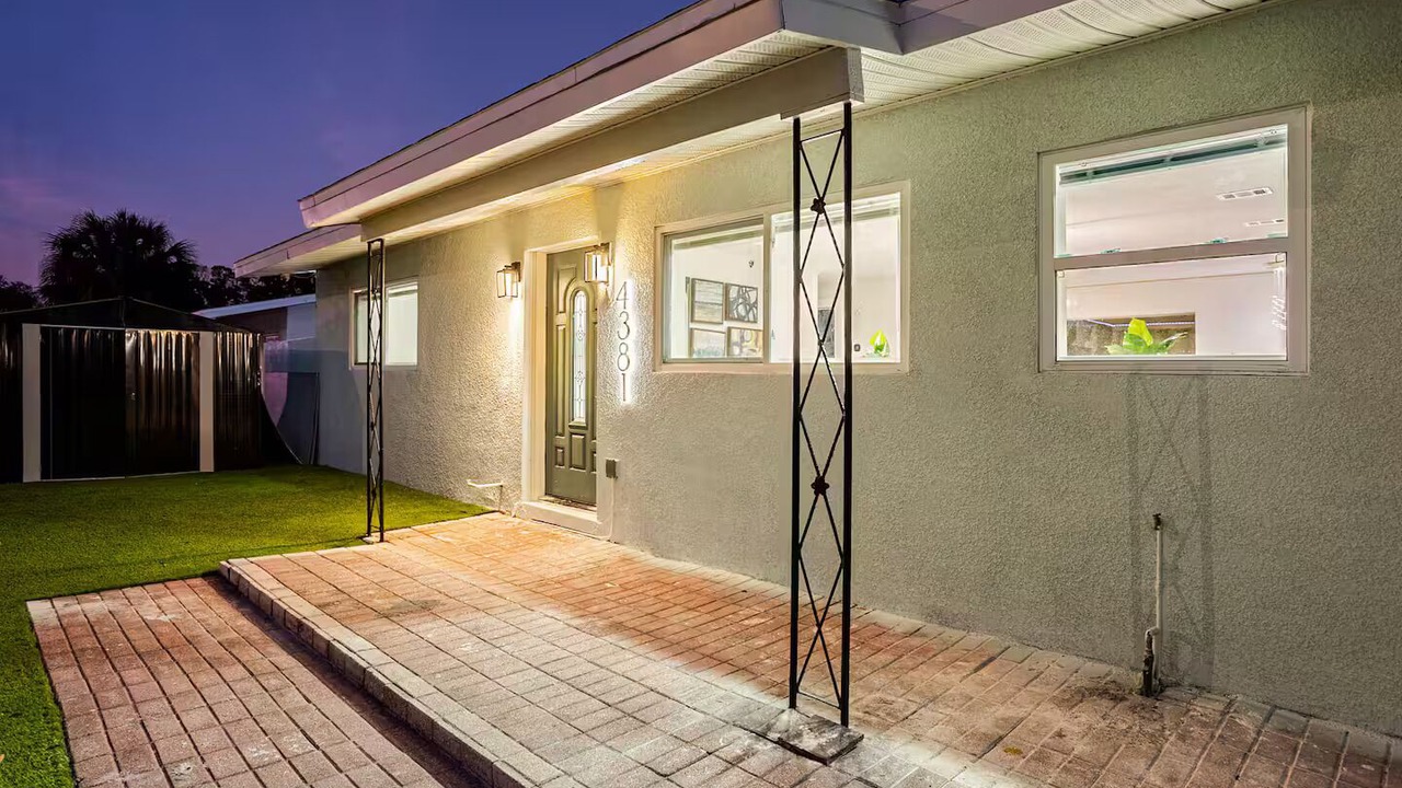Photo of Outdoor in Shore Acres