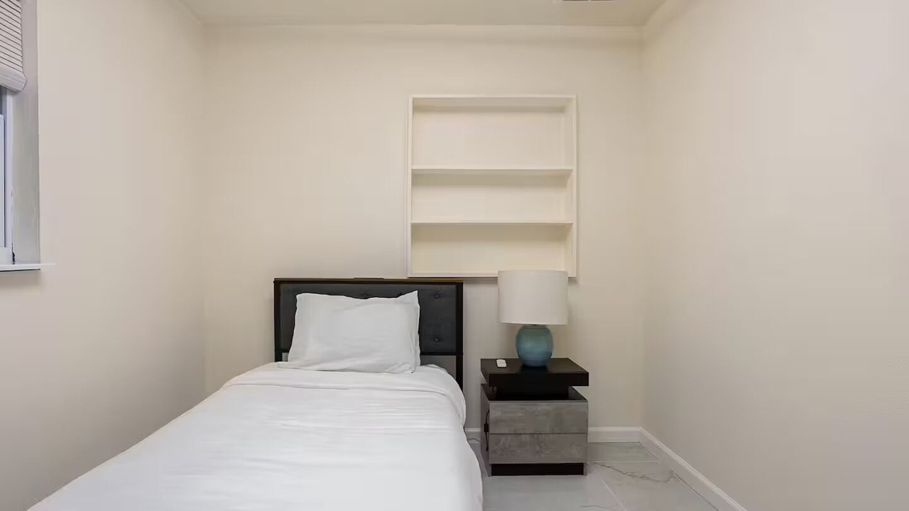 Photo of Bedroom in Shore Acres