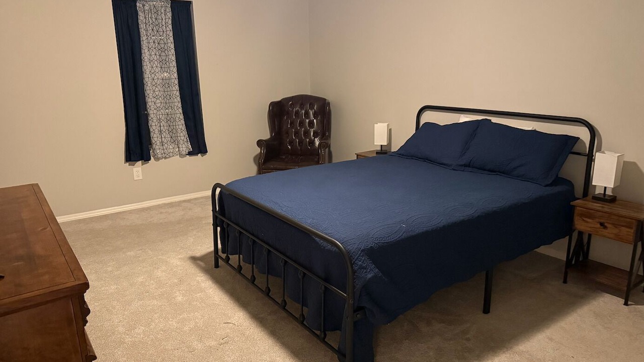 Photo of Bedroom in Seneca