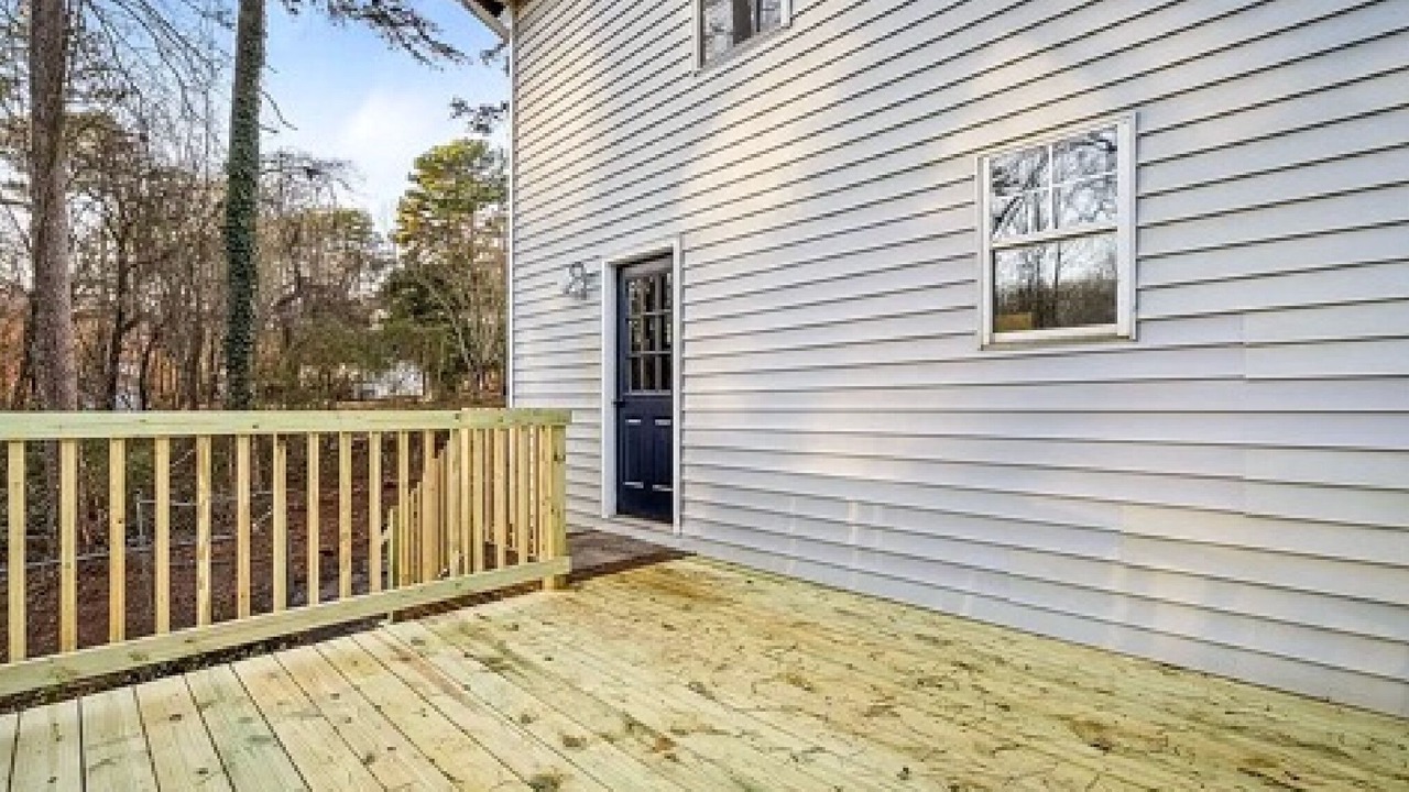 Photo of Patio Balcony in Seneca