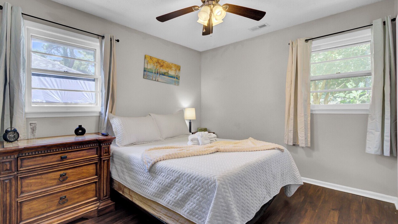 Photo of Bedroom in Ladson