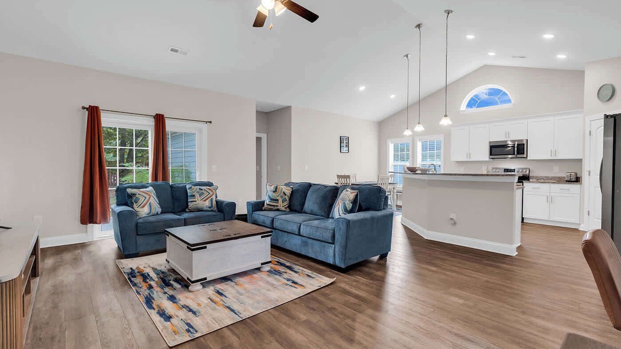 Photo of Livingroom in Murrells Inlet
