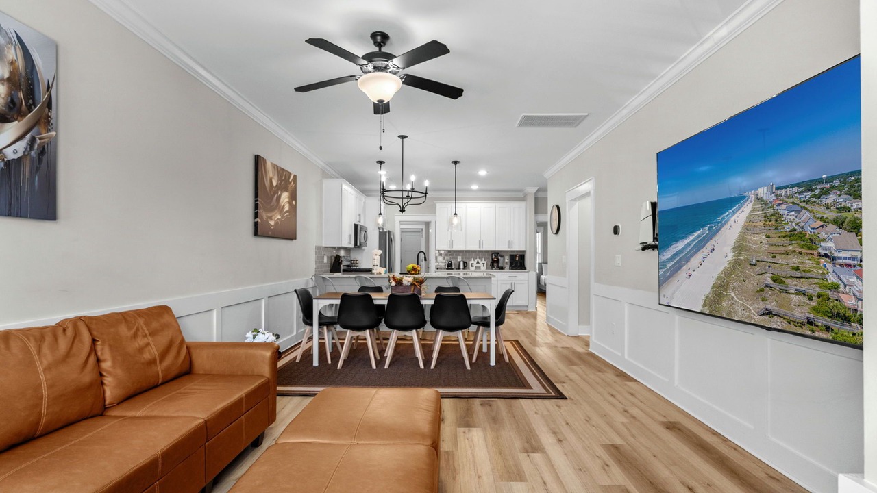 Photo of Livingroom in Longs