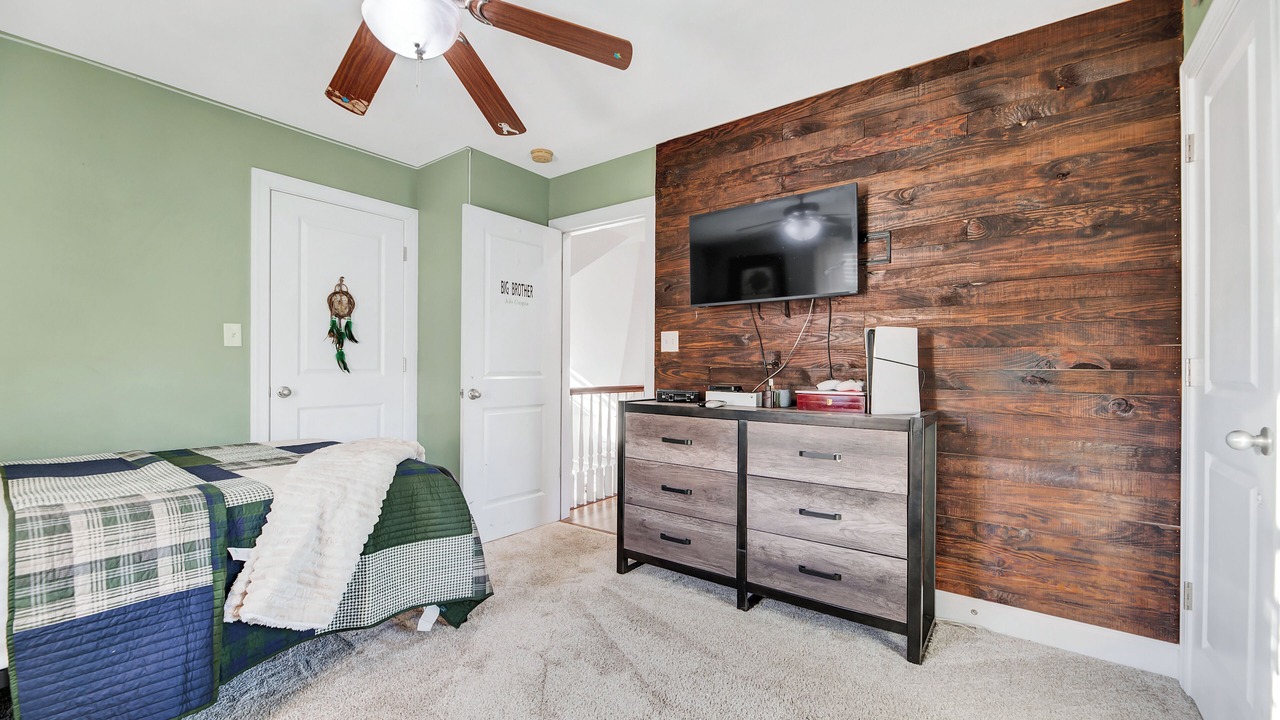 Photo of Bedroom in Four Oaks