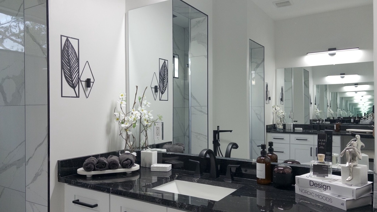 Photo of Bathroom in Port Charlotte