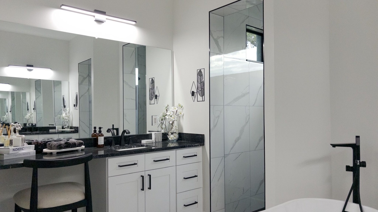 Photo of Bathroom in Port Charlotte