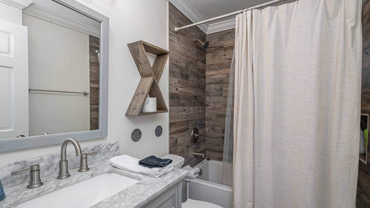 Photo of Bathroom in Historic Downtown Savannah