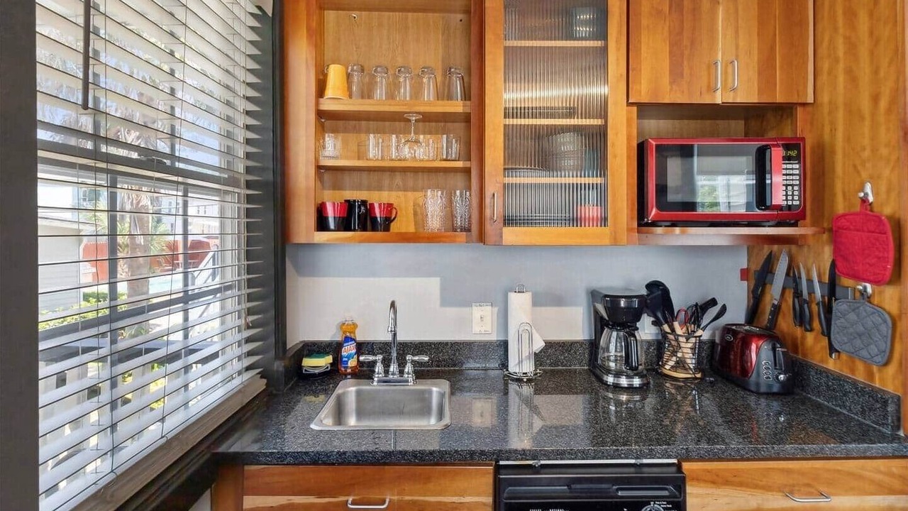 Photo of Kitchen in Beach Institute