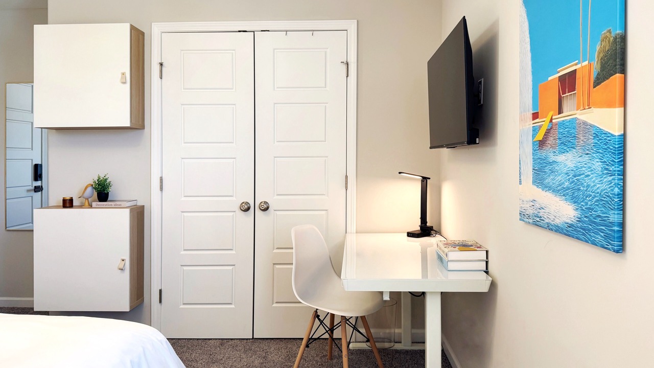 Photo of Bedroom in Wake County