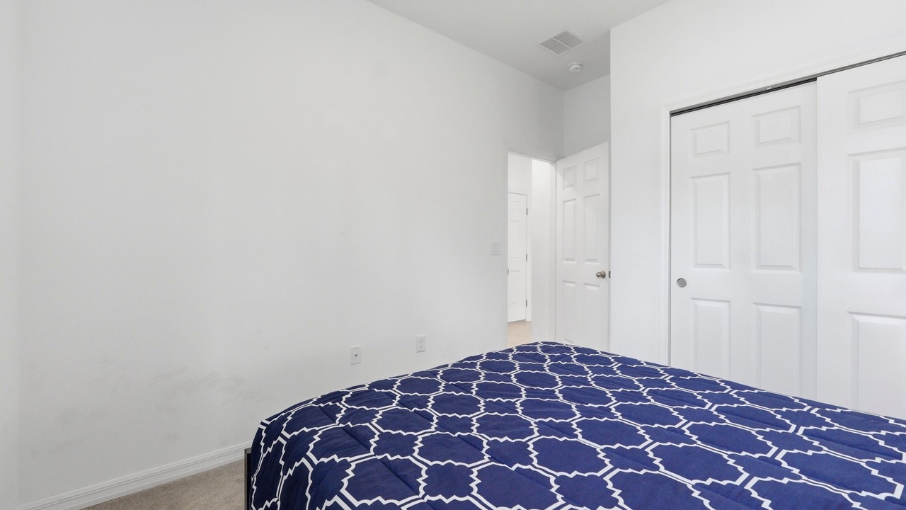 Photo of Bedroom in Fedhaven