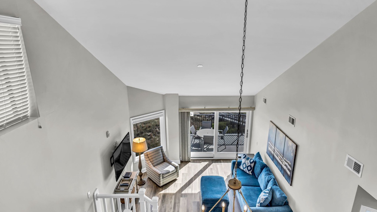 Photo of Livingroom in Folly Field