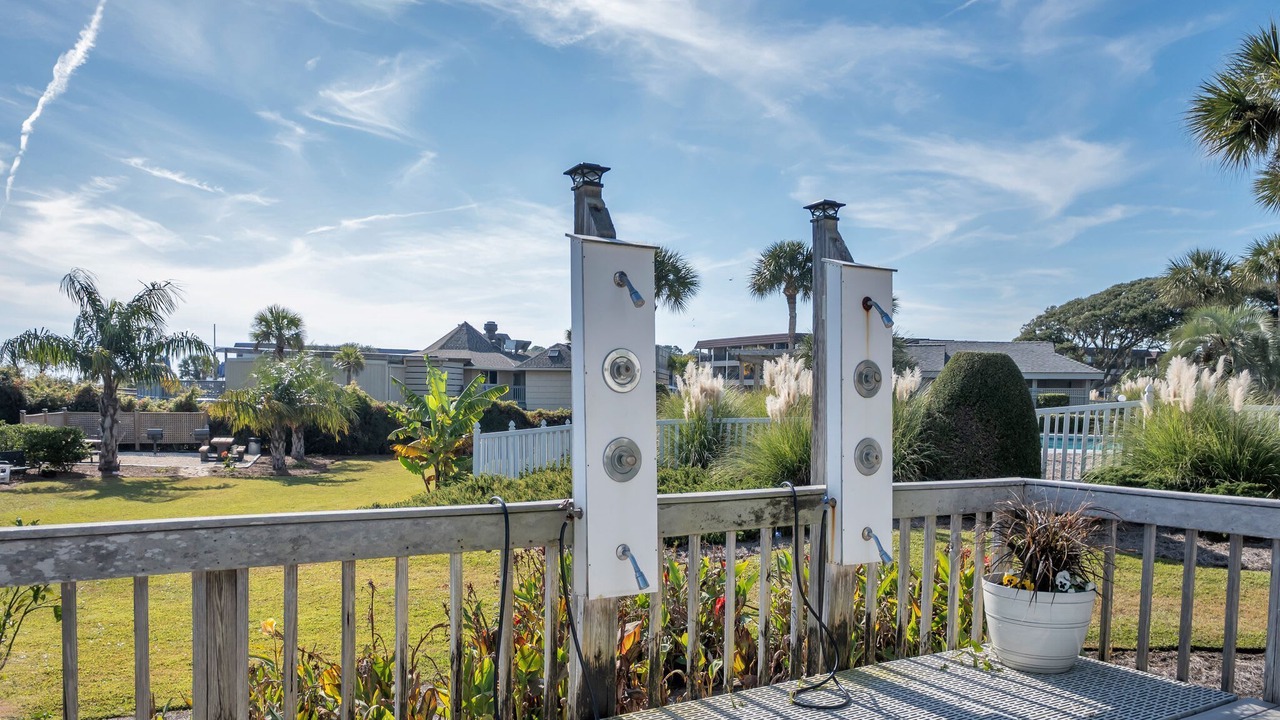 Photo of Outdoor in Folly Field