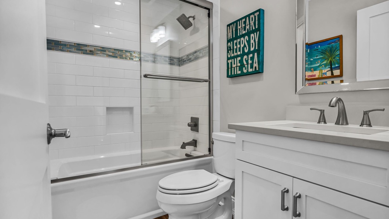 Photo of Bathroom in Folly Field