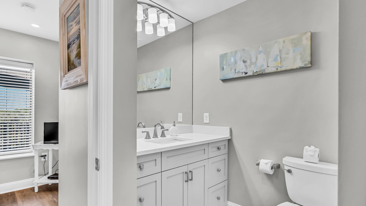 Photo of Bathroom in Folly Field