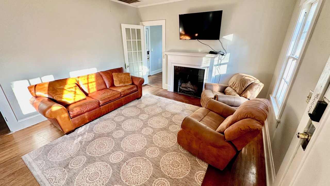 Photo of Livingroom in Tifton