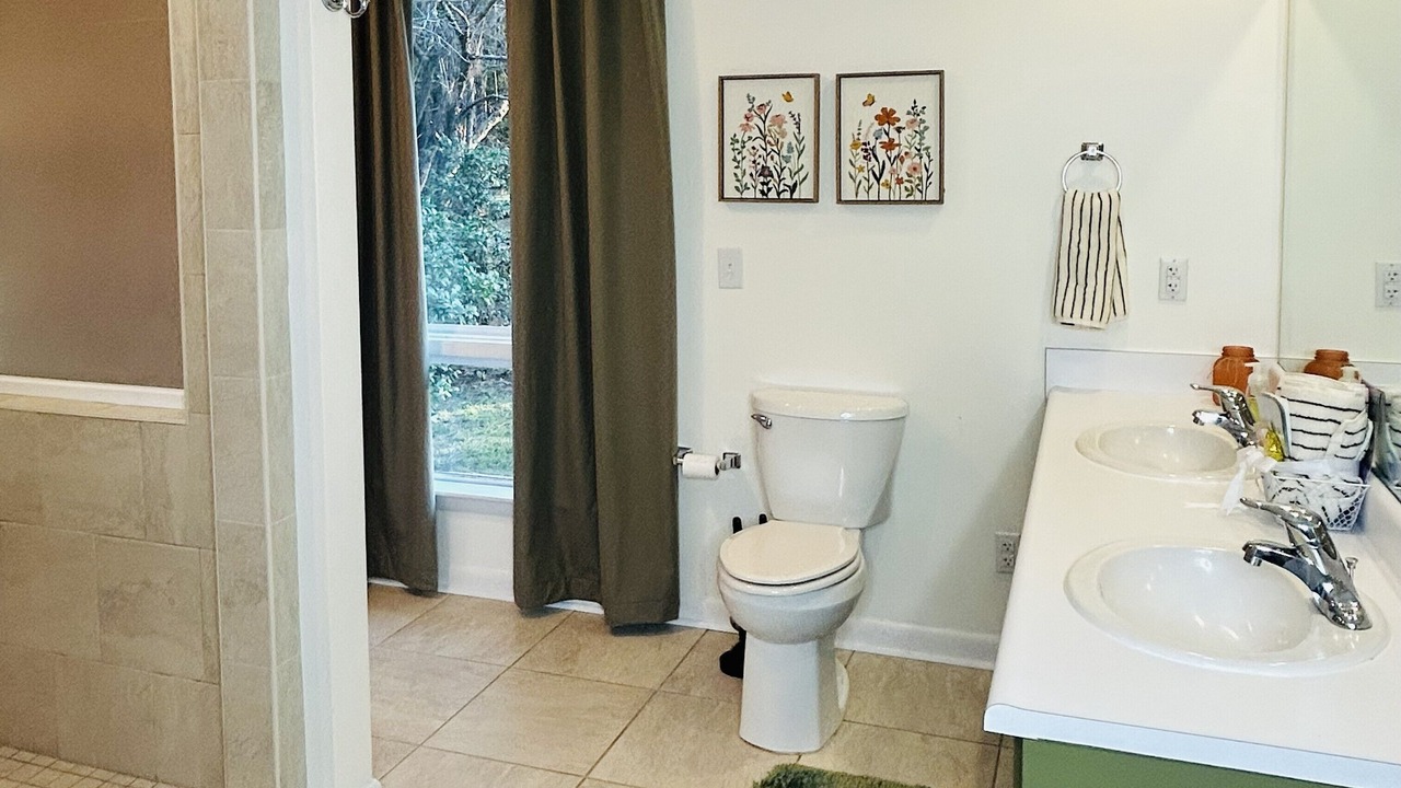 Photo of Bathroom in Statesboro