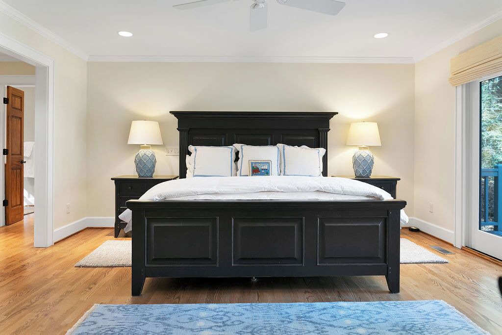 Photo of Bedroom in Lake Toxaway