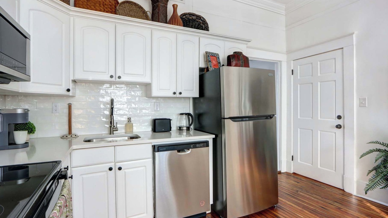 Photo of Kitchen in Thomas Square