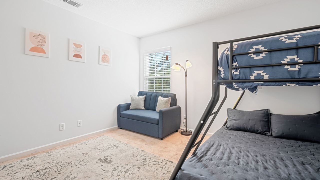 Photo of Bedroom in Hinesville
