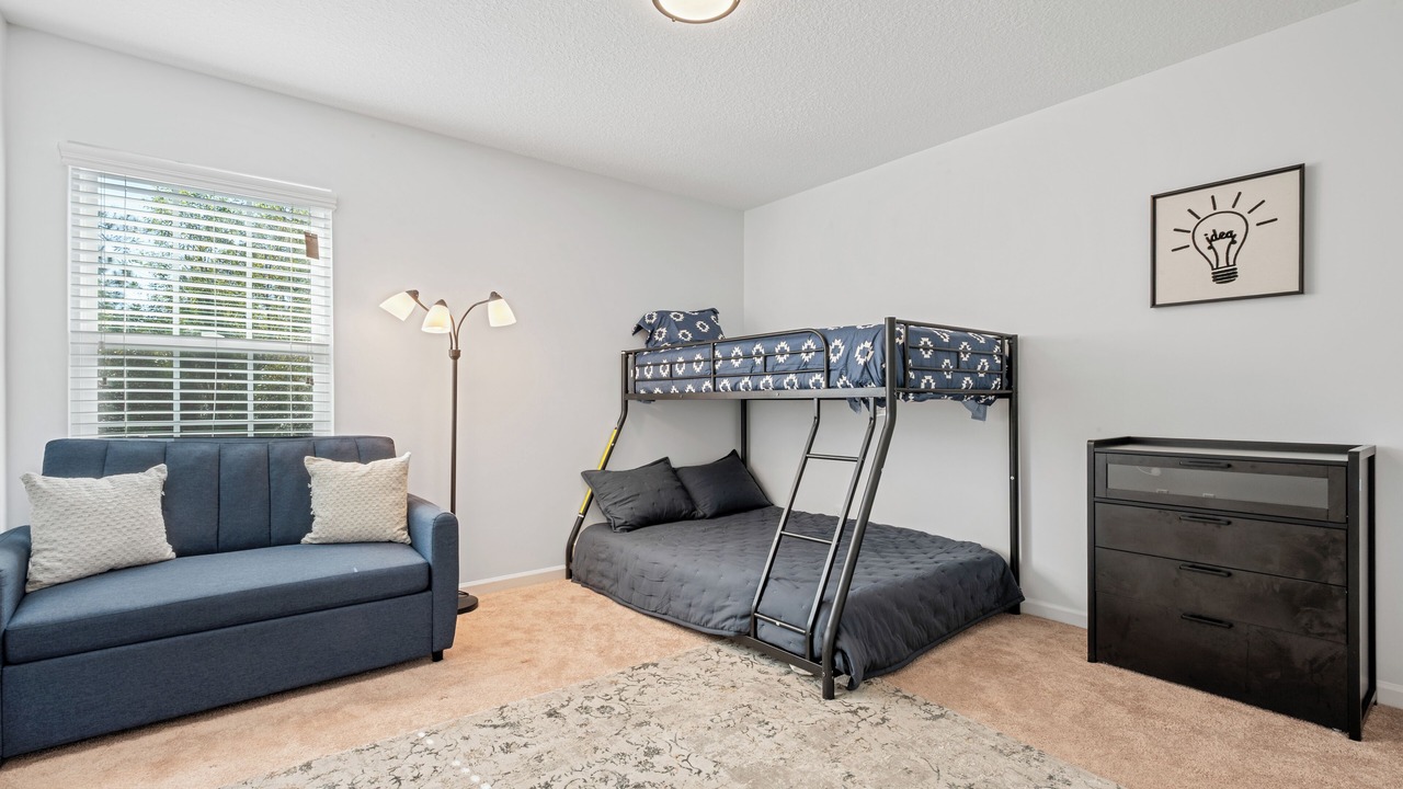 Photo of Bedroom in Hinesville