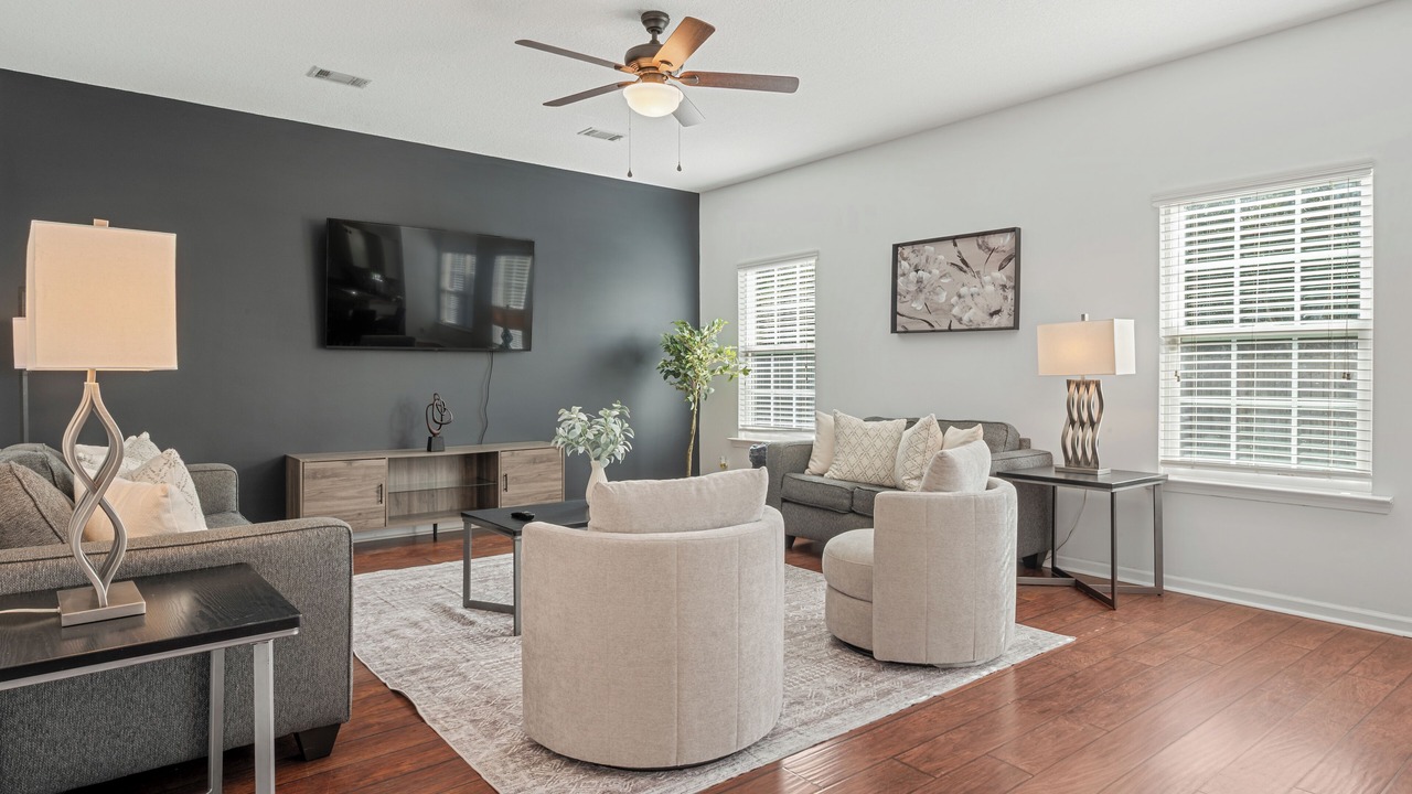 Photo of Livingroom in Hinesville