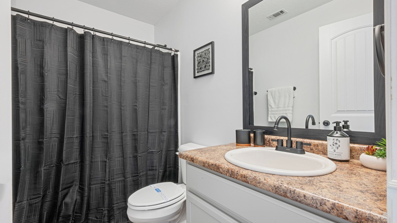 Photo of Bathroom in Hinesville
