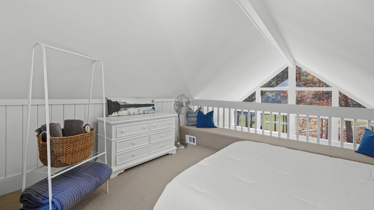 Photo of Bedroom in Salem