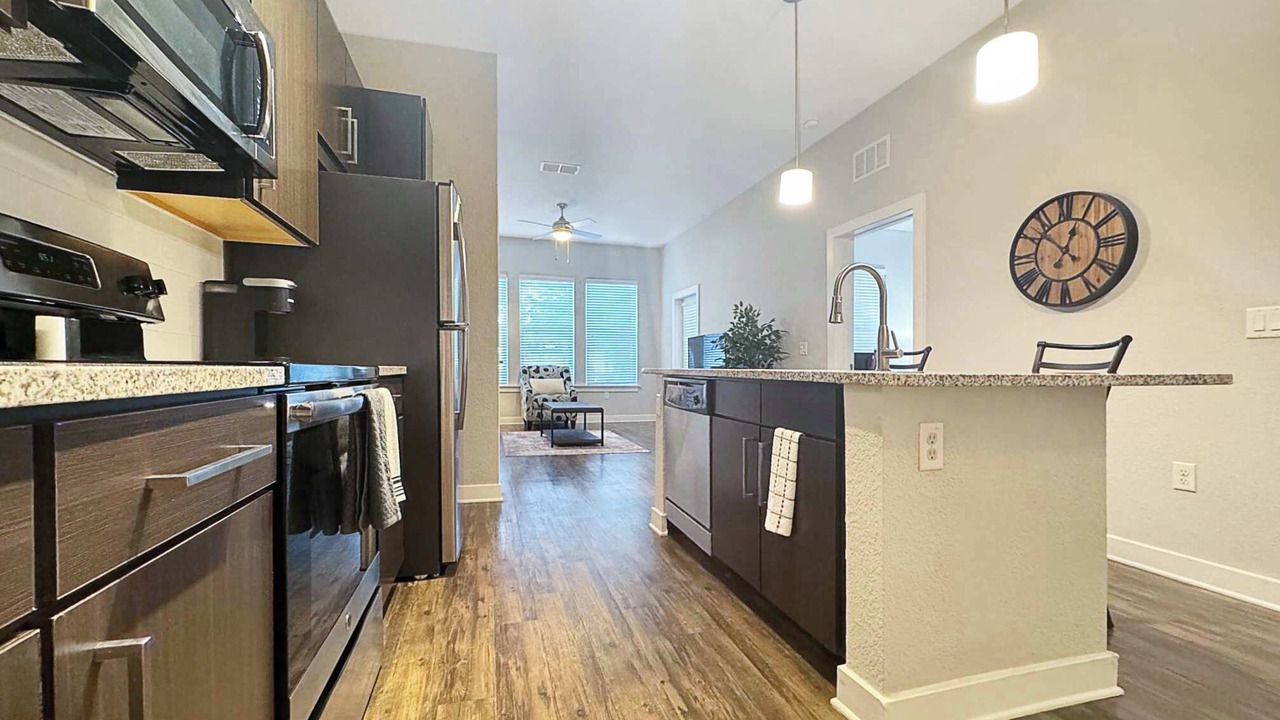 Photo of Kitchen in Carver City - Lincoln Gardens