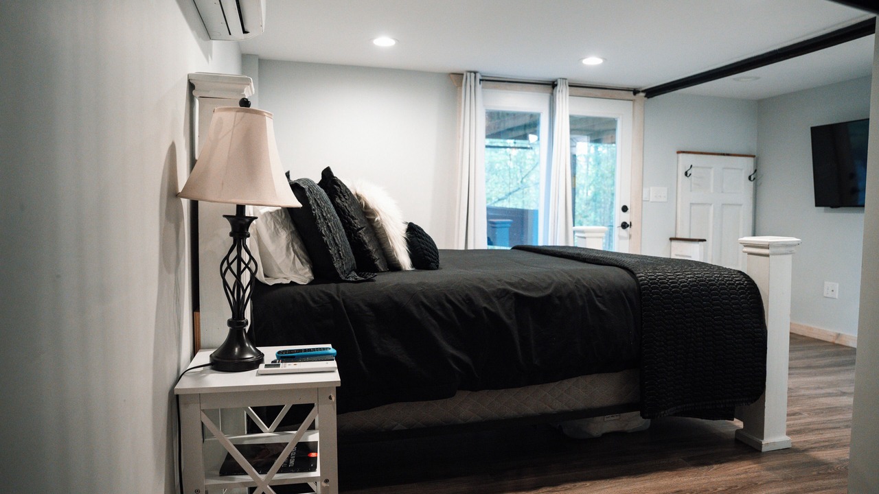 Photo of Bedroom in Central