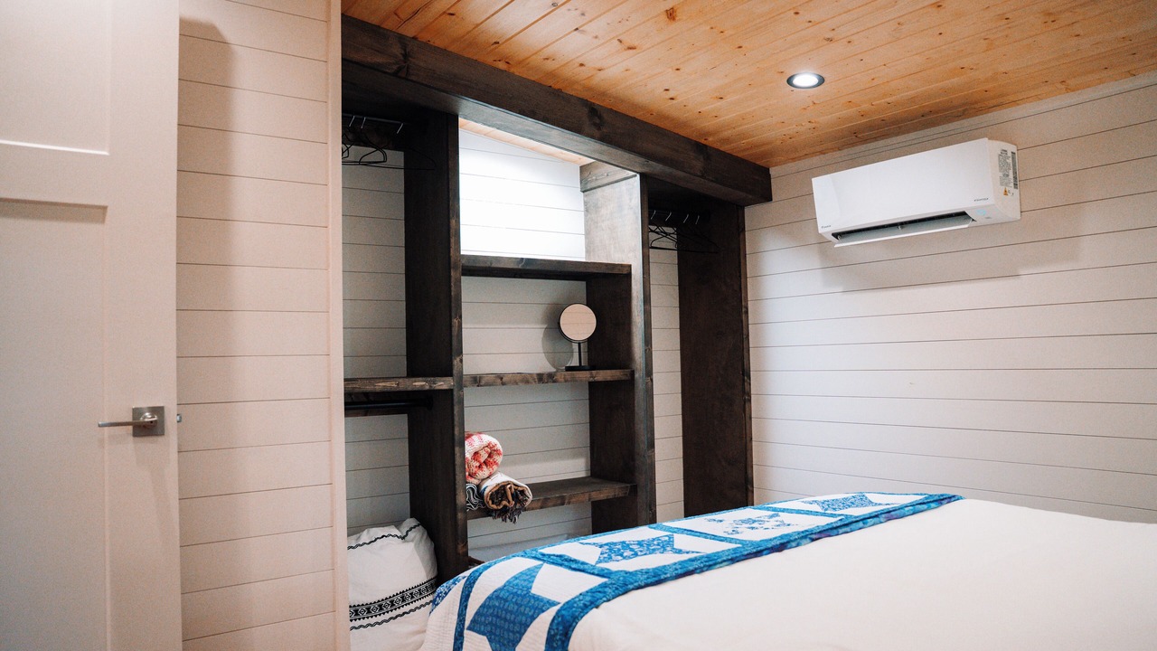 Photo of Bedroom in Central