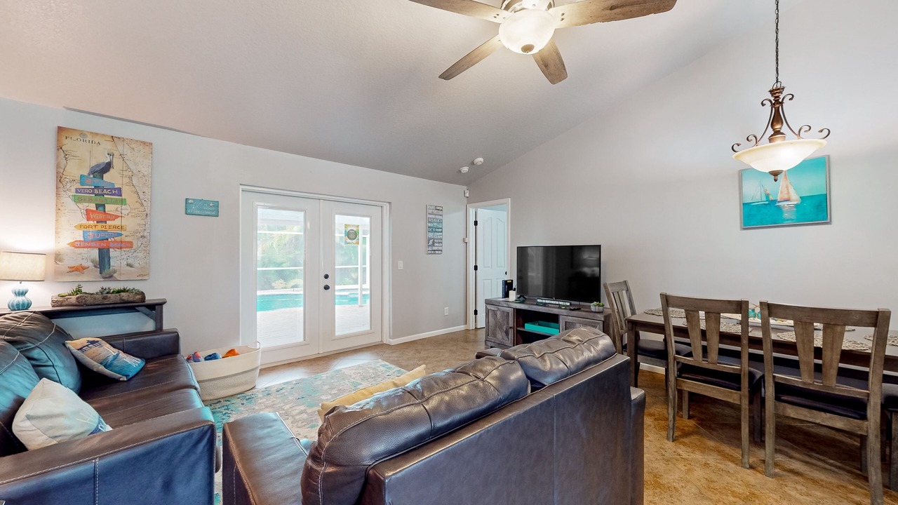 Photo of Bedroom in Lakewood Park
