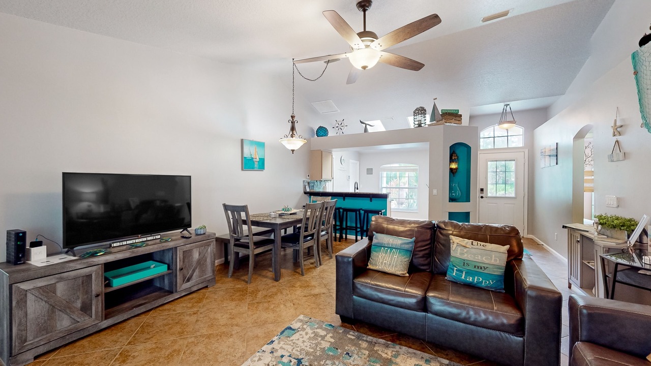 Photo of Bedroom in Lakewood Park