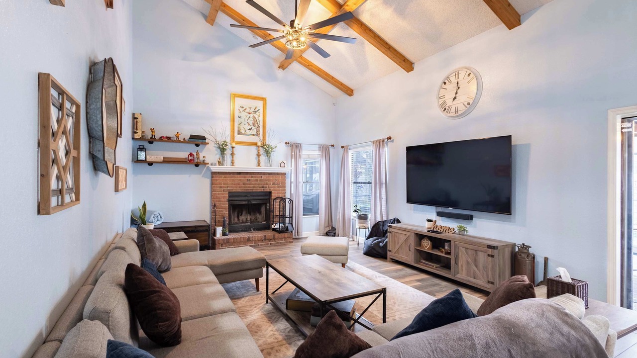 Photo of Livingroom in Bloomingdale