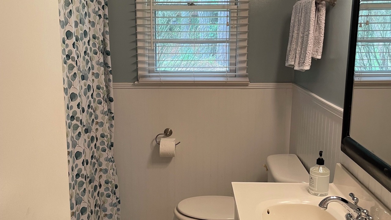 Photo of Bathroom in National Hills