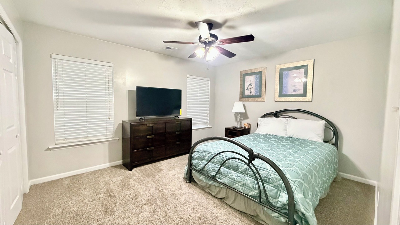 Photo of Bedroom in Grovetown