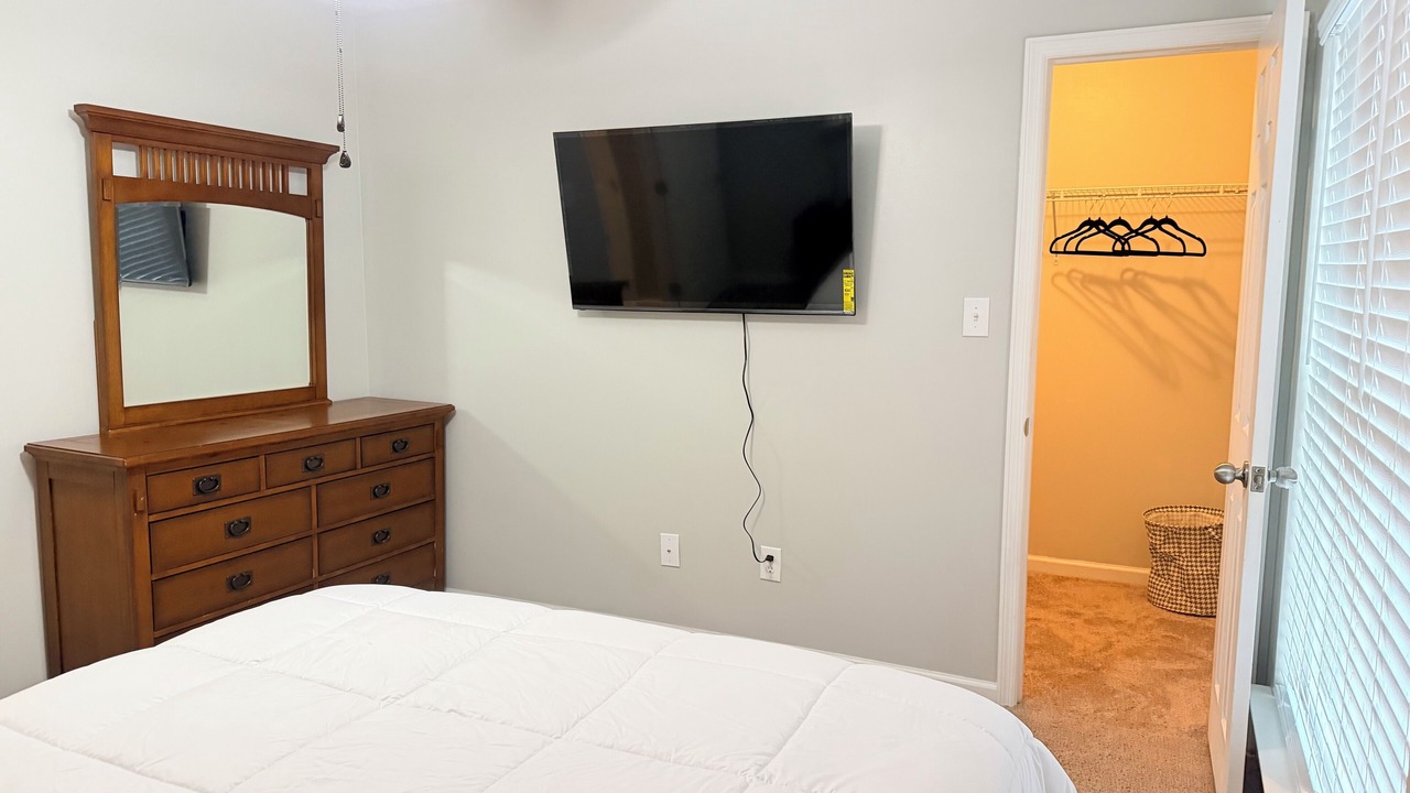 Photo of Bedroom in Grovetown