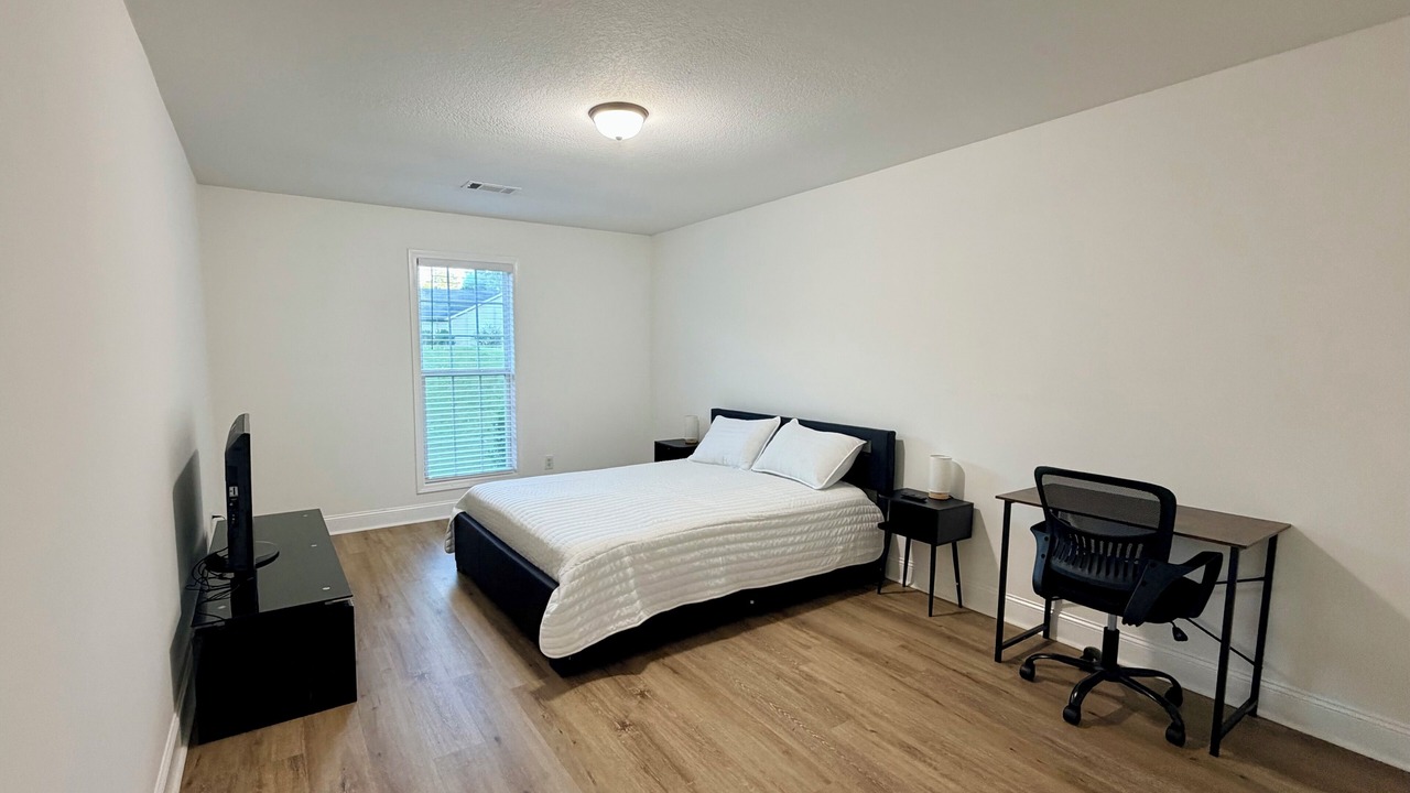 Photo of Bedroom in Winder