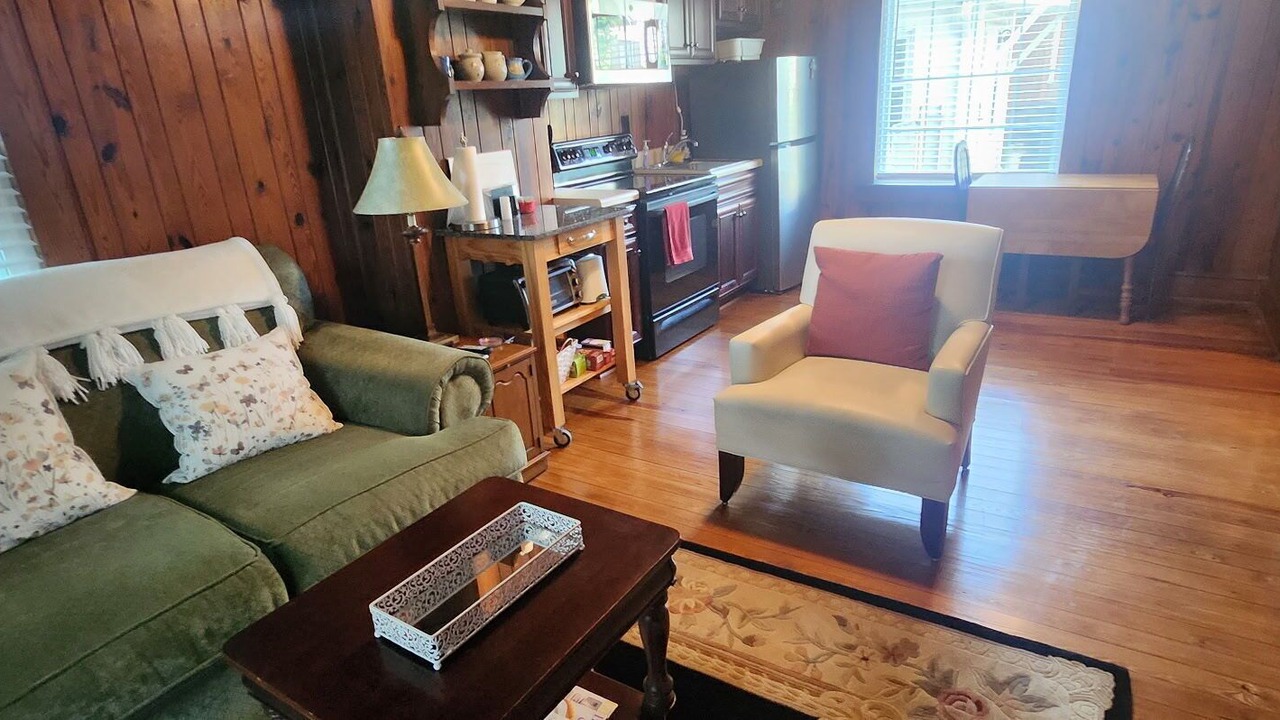Photo of Livingroom in Clinton