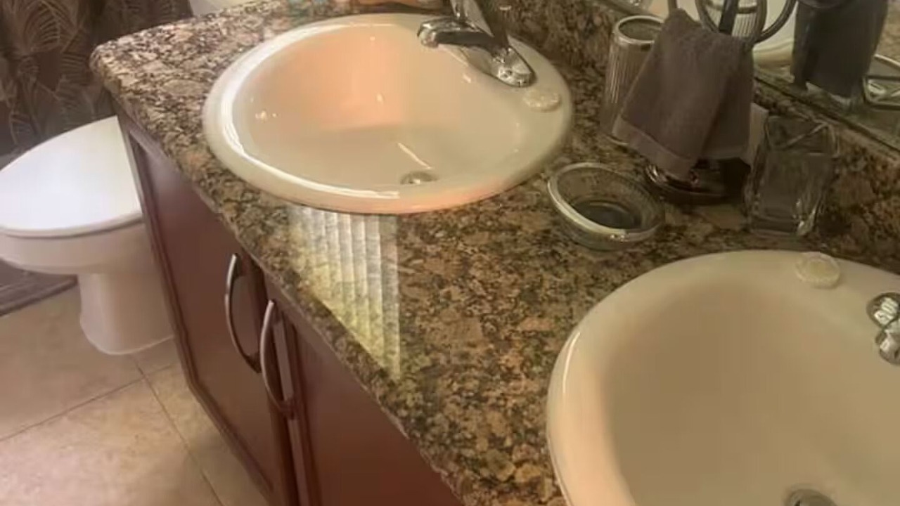 Photo of Bathroom in Seasons
