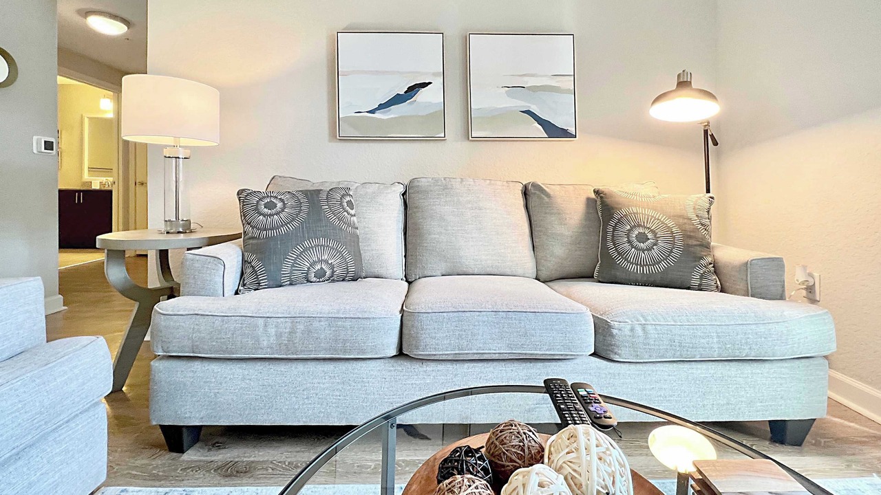 Photo of Livingroom in Carver City - Lincoln Gardens